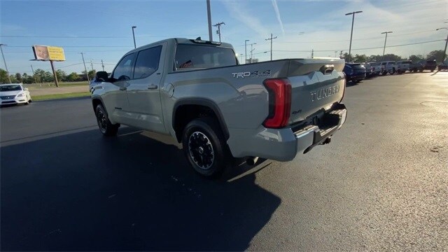 Used 2022 Toyota Tundra SR5 with VIN 5TFLA5DB7NX019484 for sale in Pine Bluff, AR