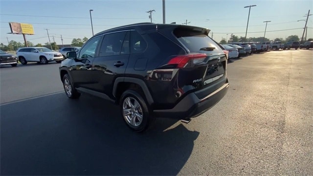 Used 2022 Toyota RAV4 XLE with VIN 2T3W1RFV9NW193850 for sale in Pine Bluff, AR