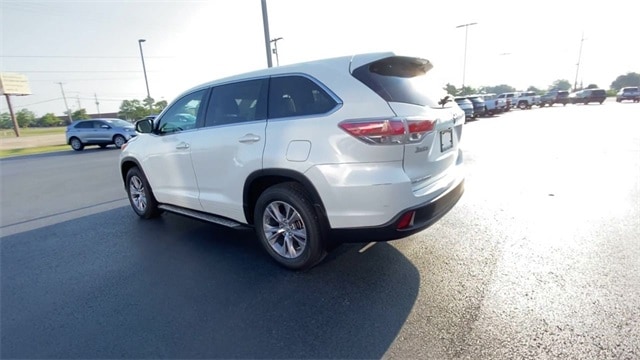 Used 2014 Toyota Highlander LE Plus with VIN 5TDZKRFH5ES007291 for sale in Pine Bluff, AR