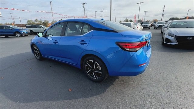 Used 2024 Nissan Sentra SV with VIN 3N1AB8CV9RY375198 for sale in Pine Bluff, AR