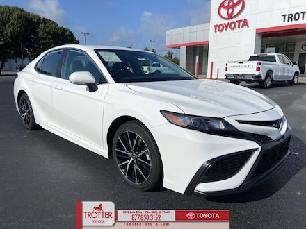 2022 Toyota Camry SE Sedan