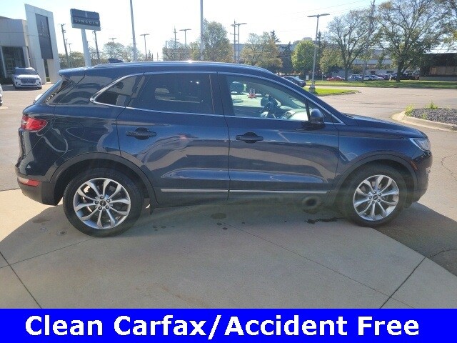 2017 Lincoln MKC Select photo 2