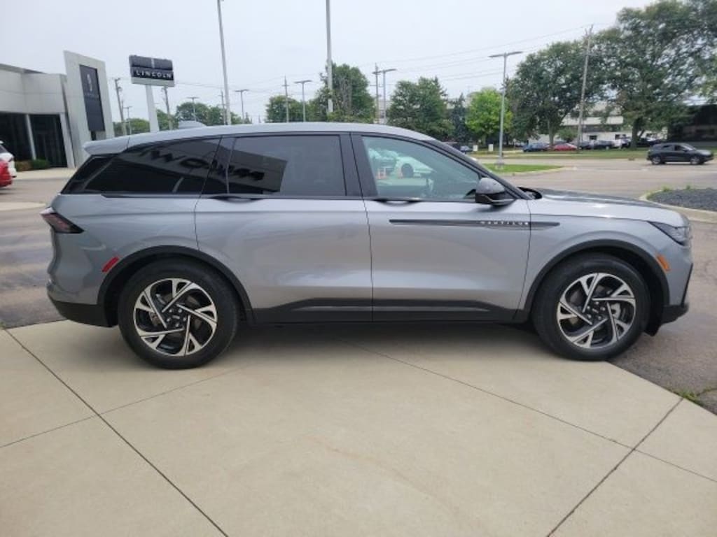 Certified 2024 Lincoln Nautilus Premiere SUV