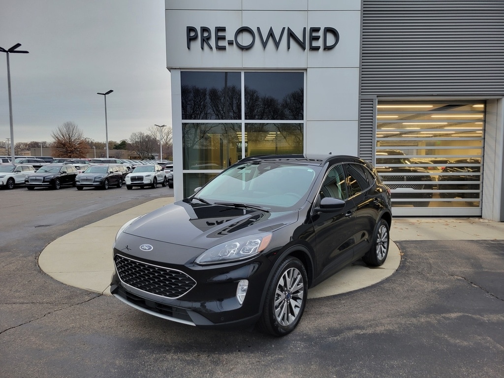 2022 Ford Escape Titanium