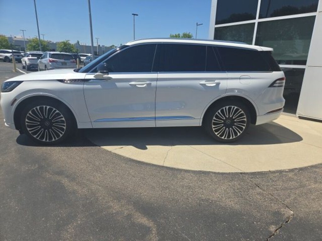 Certified 2025 Lincoln Aviator Black Label SUV