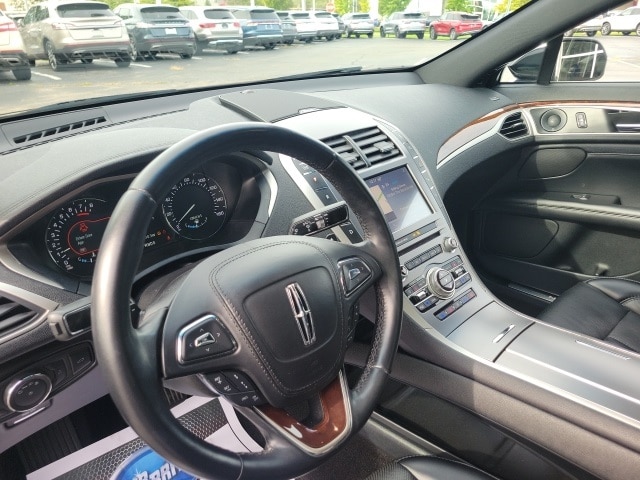 2020 Lincoln MKZ Reserve 27