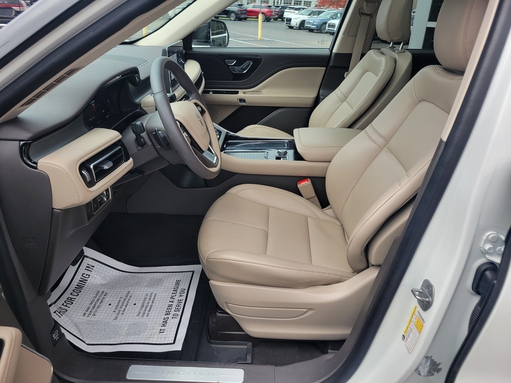 Used 2023 Lincoln Aviator AWD Standard 4dr SUV