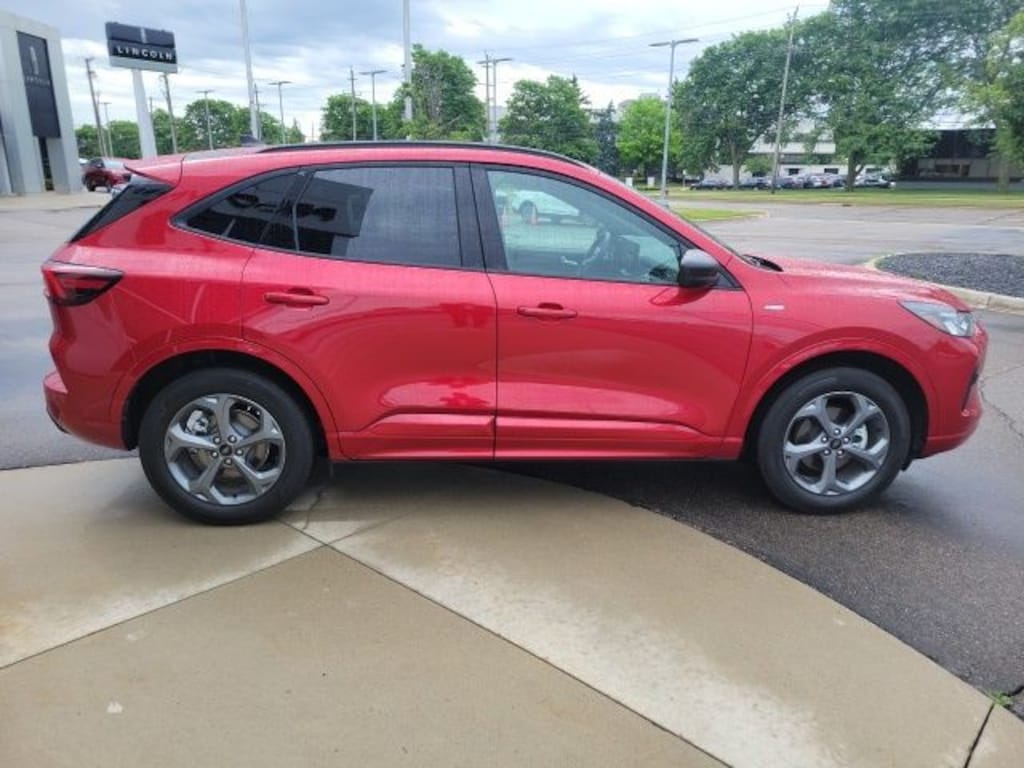 Used 2024 Ford Escape ST-Line SUV