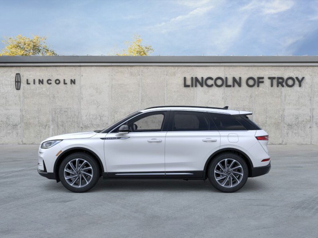 2026 Lincoln Corsair Premiere photo 2