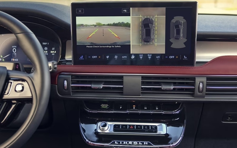 Lincoln Corsair Interior Technology