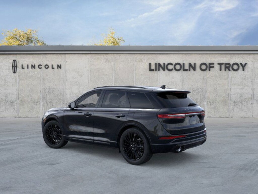 2026 Lincoln Corsair Premiere photo 4