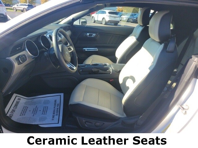 2021 Ford Mustang GT Premium Convertible photo 4