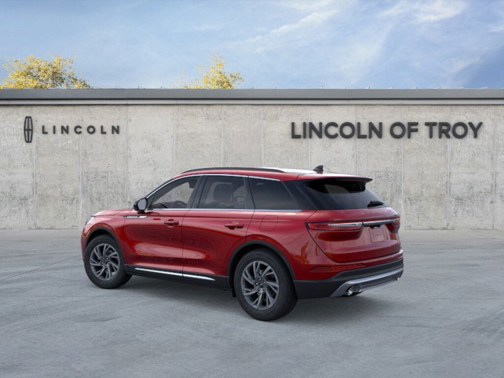 2026 Lincoln Corsair Premiere photo 3