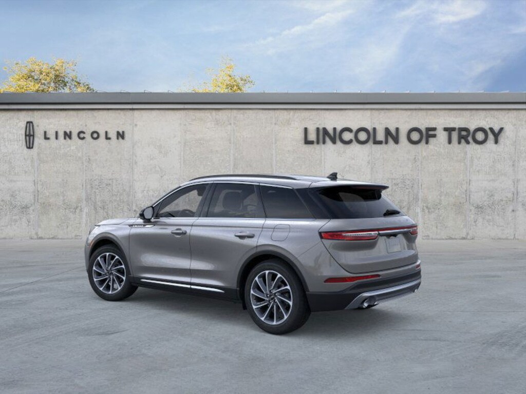 2026 Lincoln Corsair Premiere photo 3