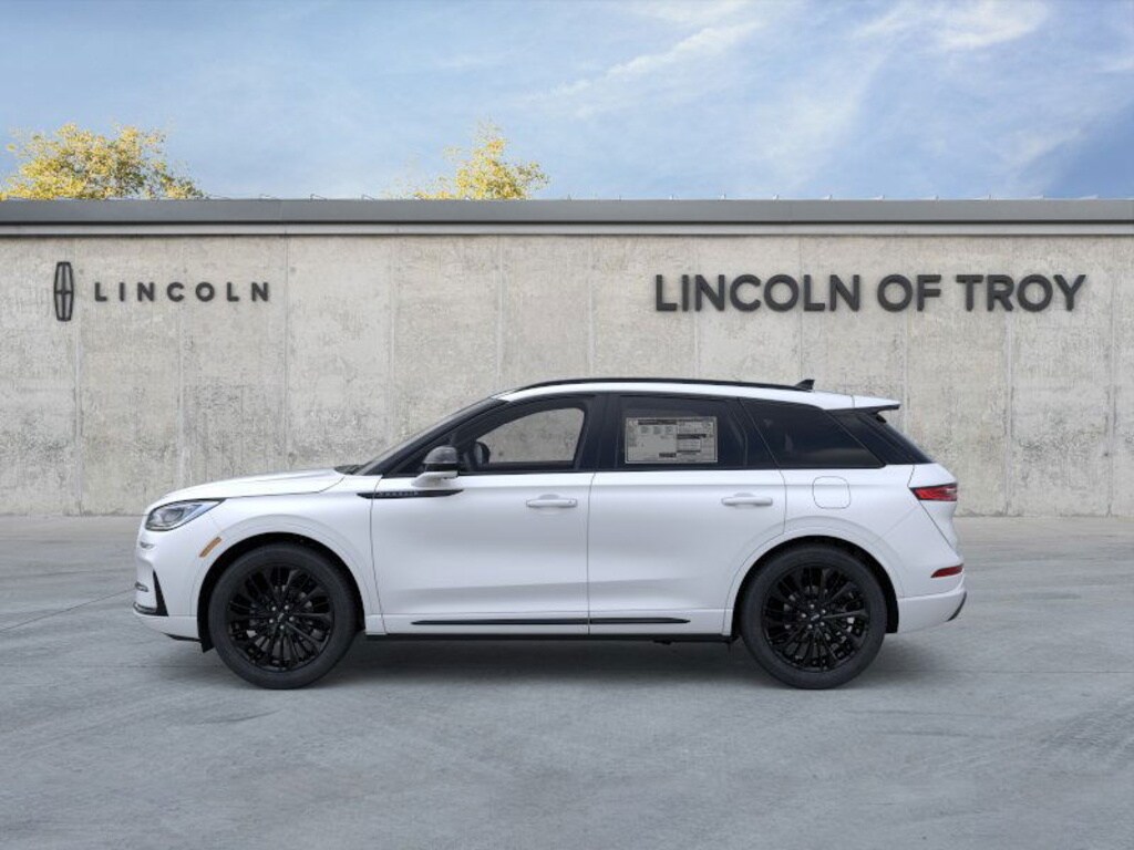 2026 Lincoln Corsair Premiere photo 3
