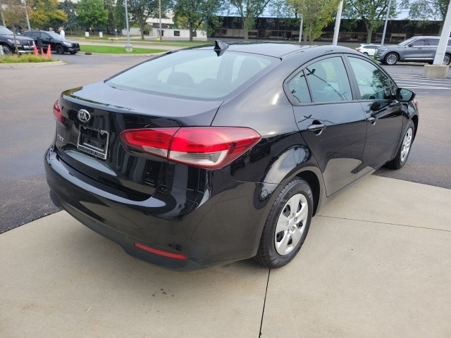 2018 Kia Forte LX 8