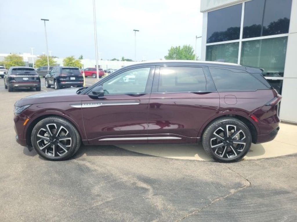 Certified 2024 Lincoln Nautilus Reserve SUV