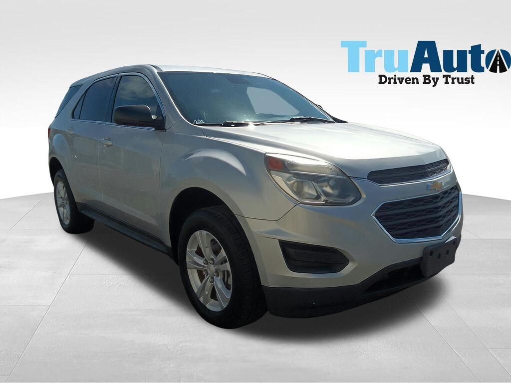 Used 2017 Chevrolet Equinox LS SUV