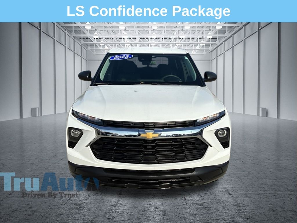 Used 2025 Chevrolet Trailblazer LS SUV
