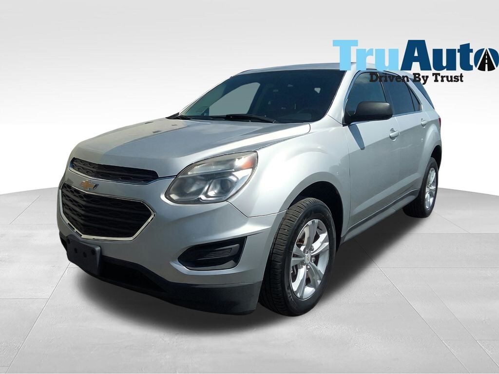 Used 2017 Chevrolet Equinox LS SUV