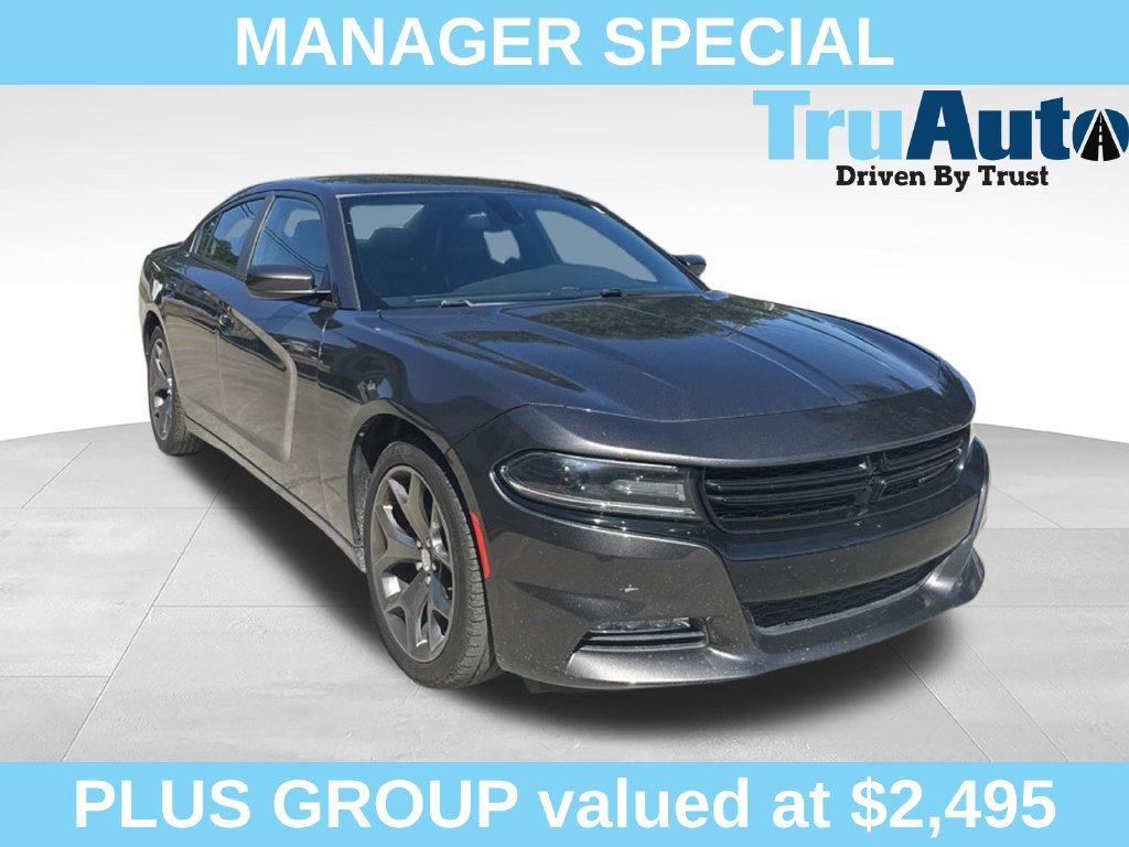 Used 2016 Dodge Charger SXT Sedan