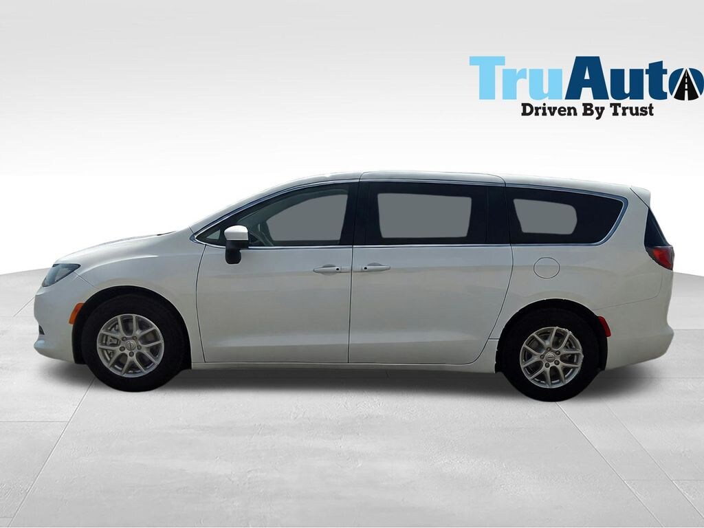 Used 2023 Chrysler Voyager LX Minivan/Van
