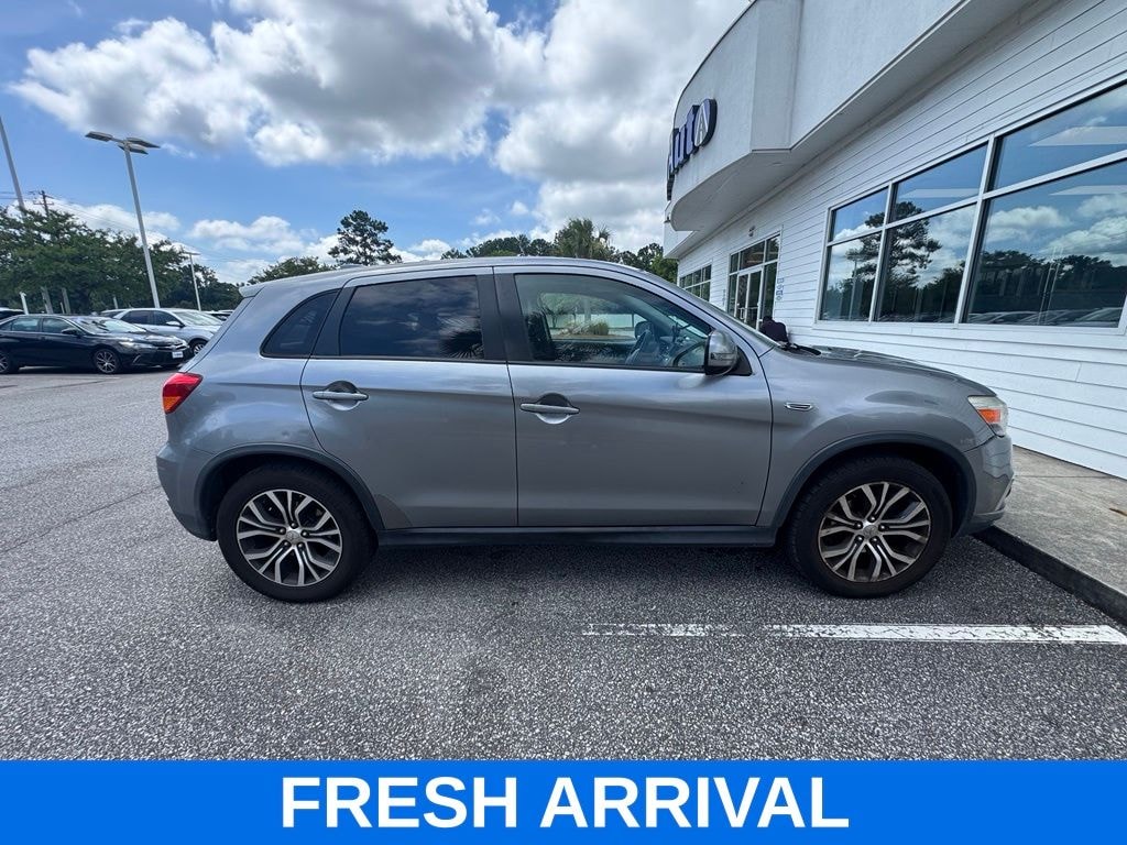 Used 2018 Mitsubishi Outlander Sport 2.0 ES SUV