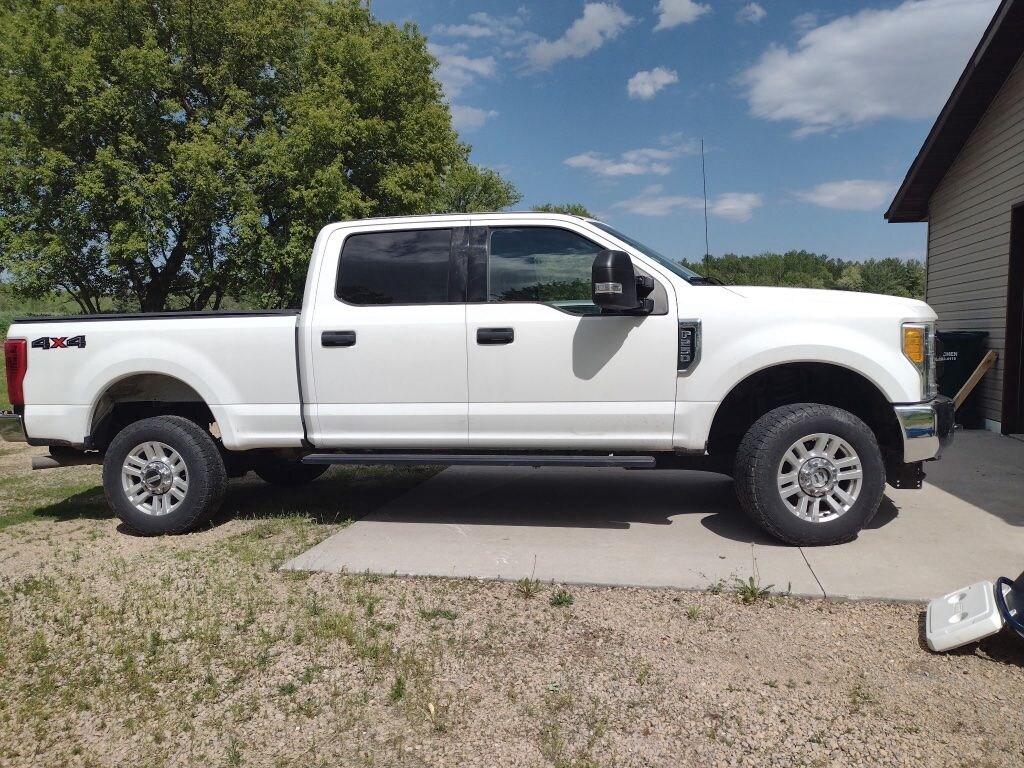 Used 2017 Ford F-250SD XLT Truck