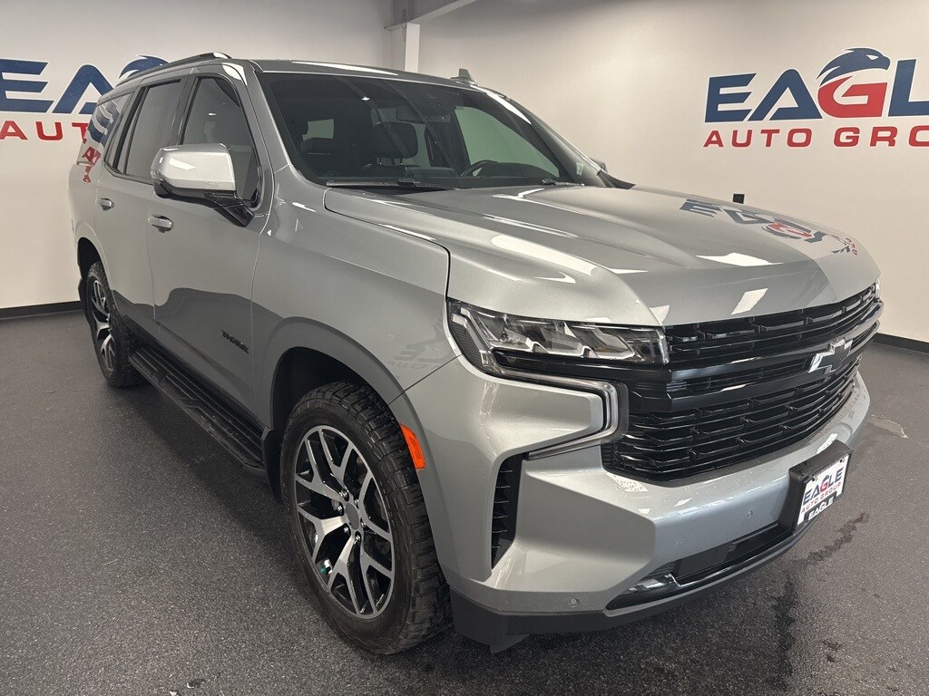 2023 Chevrolet Tahoe RST photo 2
