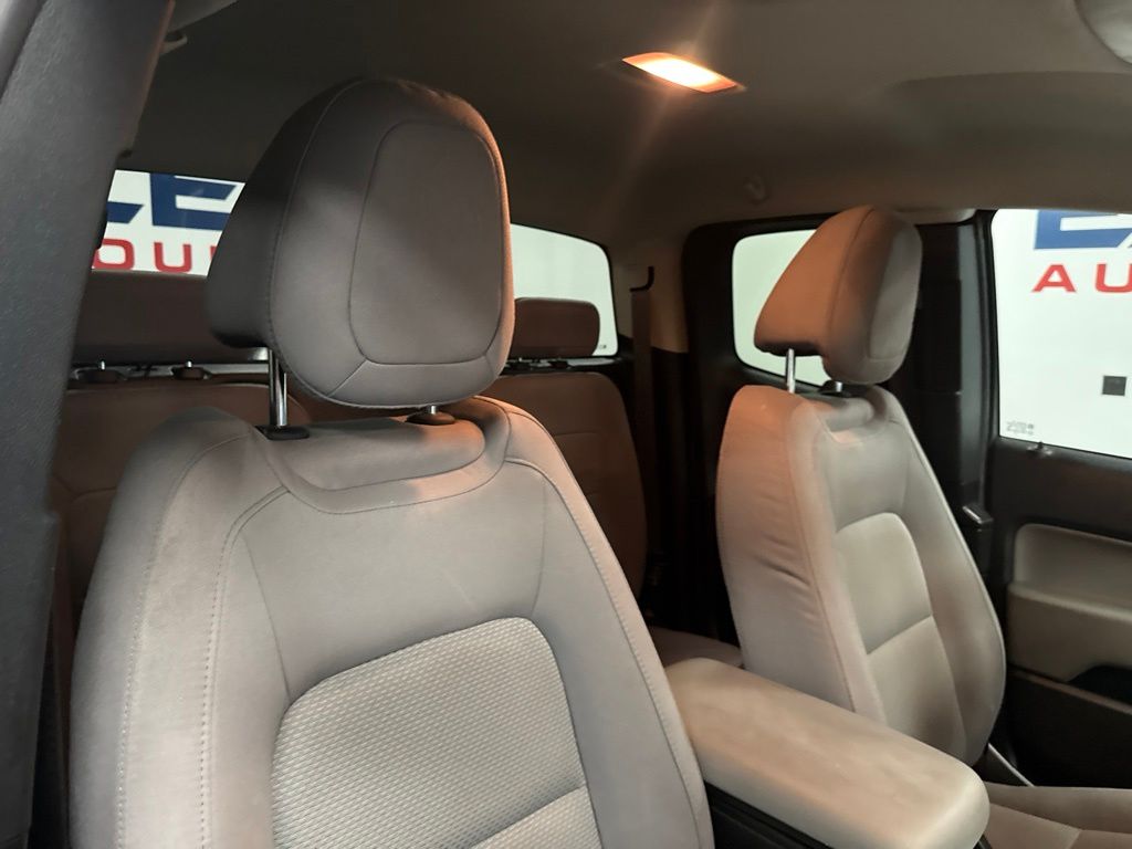 2019 Chevrolet Colorado Work Truck - Photo 38