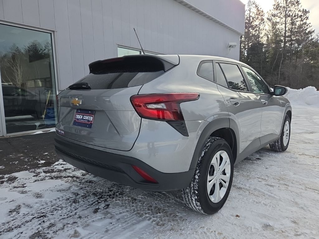Used 2024 Chevrolet Trax LS SUV