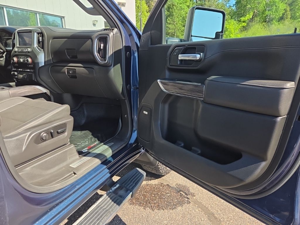 2021 Chevrolet Silverado 3500HD LTZ - Photo 32