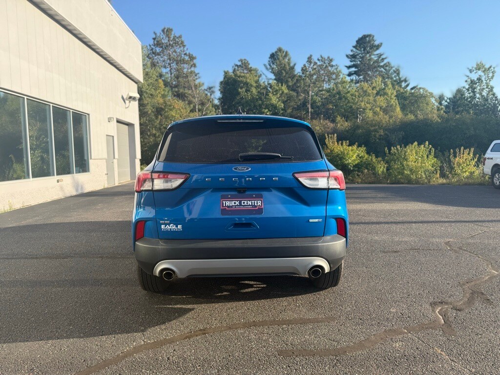 2020 Ford Escape SE photo 3