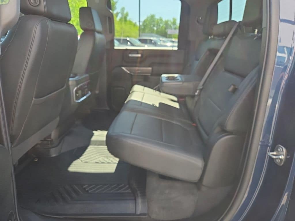 2021 Chevrolet Silverado 3500HD LTZ - Photo 23