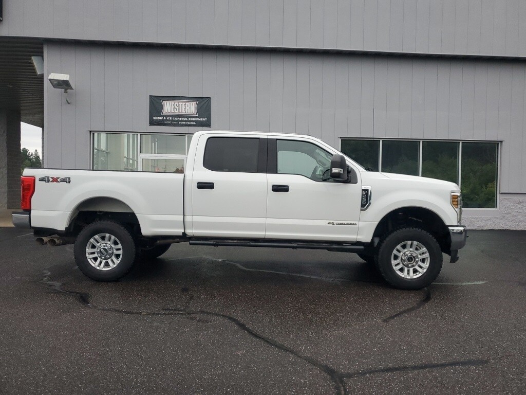2019 Ford F-250 photo 2