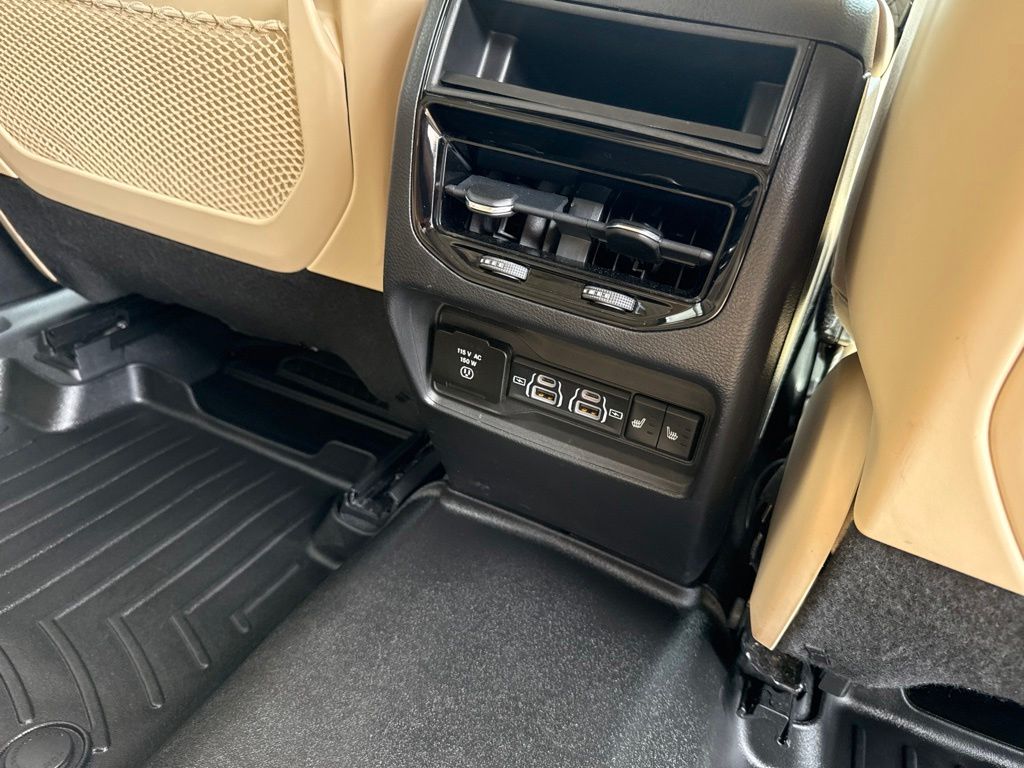 2022 Jeep Grand Cherokee Limited - Photo 29