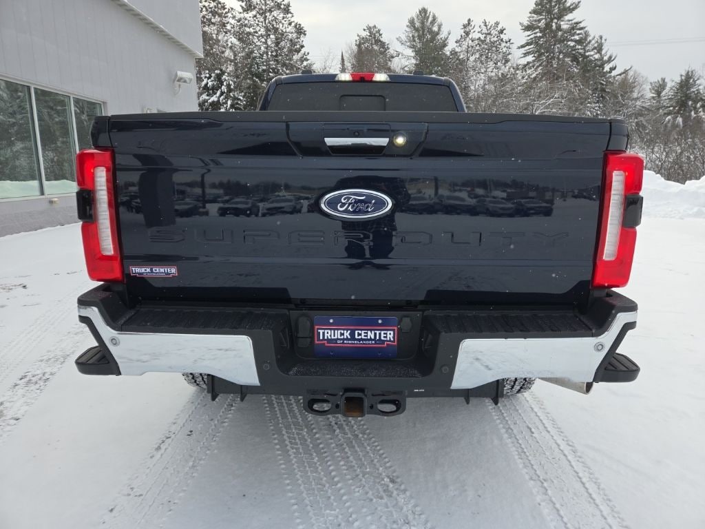 Used 2023 Ford F-250SD Lariat Truck