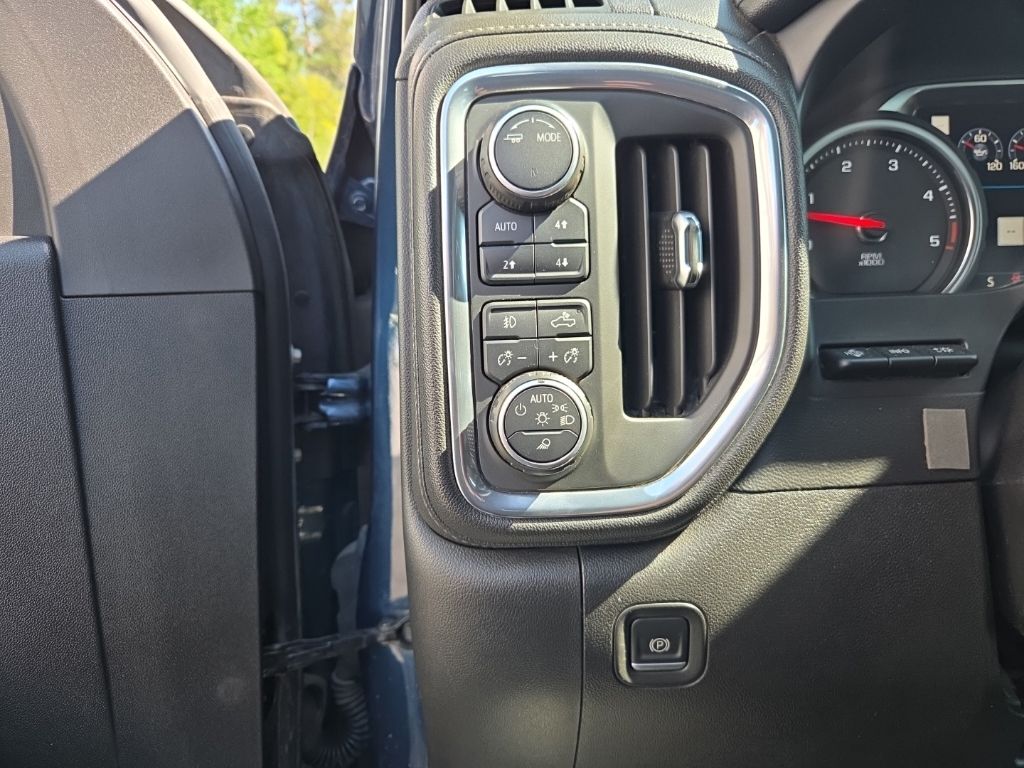 2021 Chevrolet Silverado 3500HD LTZ - Photo 14