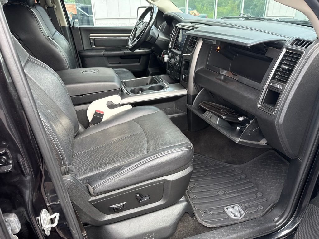 2018 RAM Ram 1500 Pickup Night - Photo 19