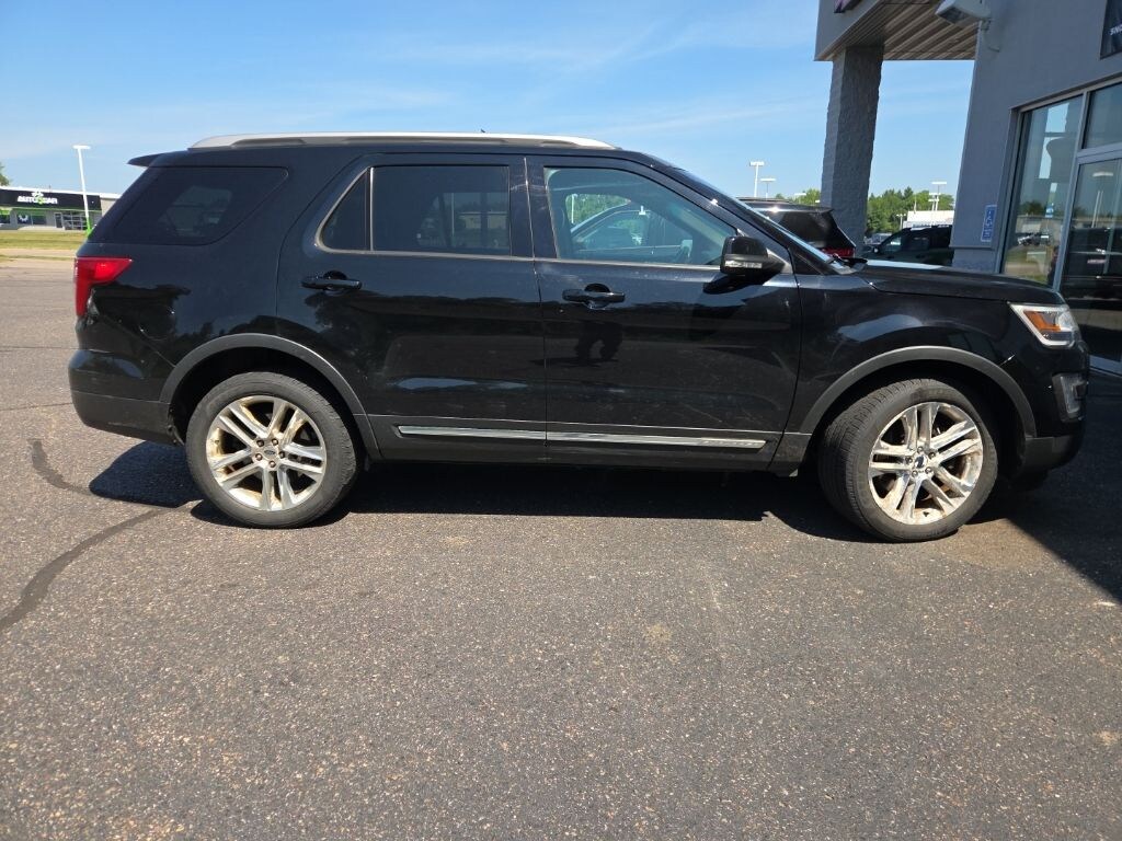 Used 2016 Ford Explorer XLT SUV