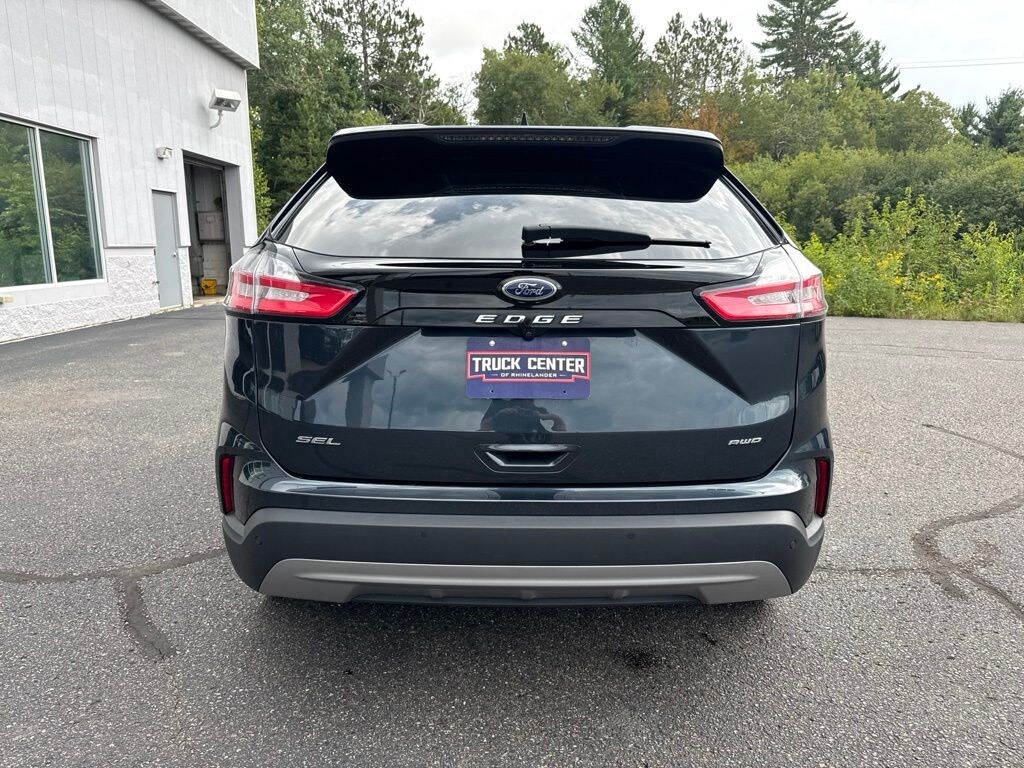 Used 2024 Ford Edge SEL SUV