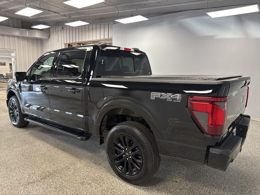 2025 Ford F-150 XLT photo 4