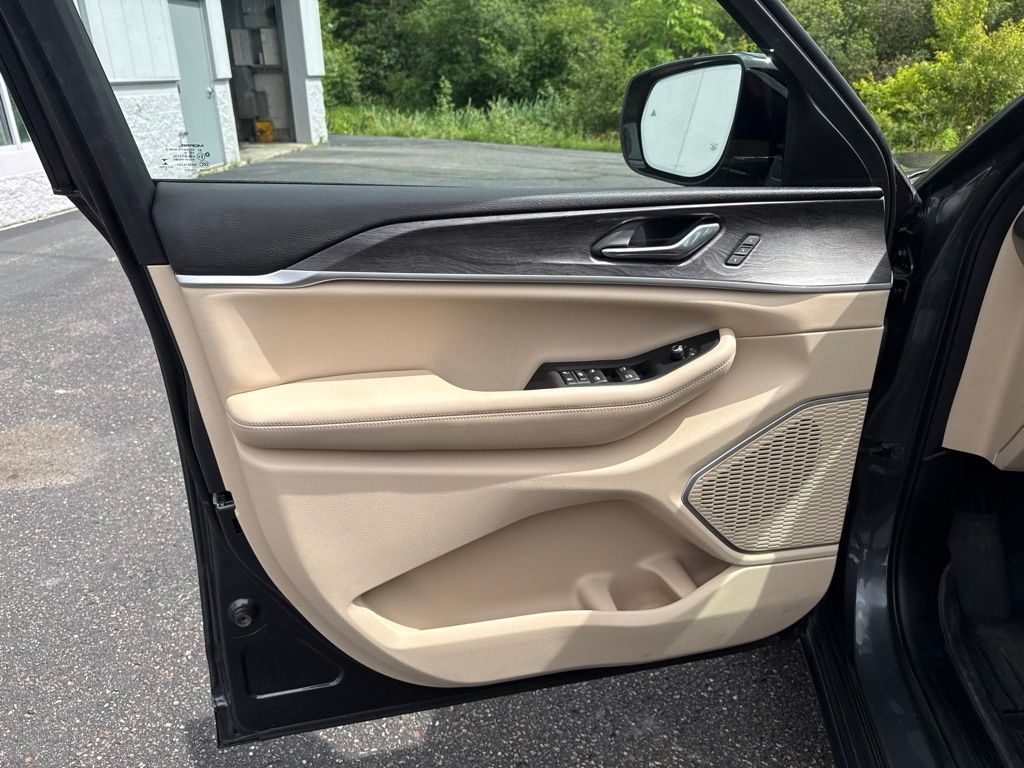 2022 Jeep Grand Cherokee Limited - Photo 13