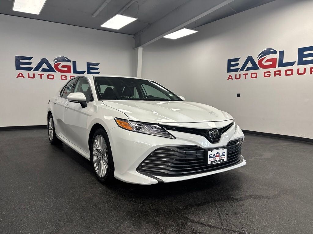 Used 2019 Toyota Camry XLE Sedan