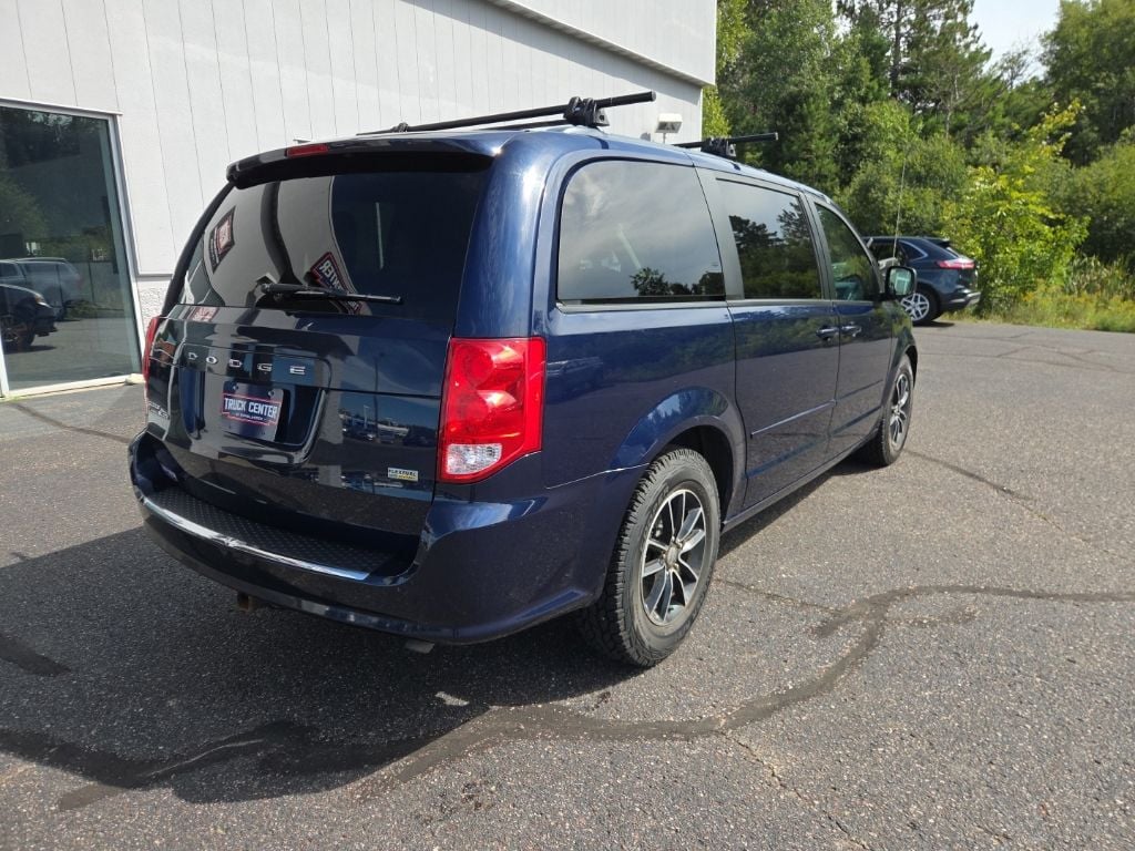 Used 2015 Dodge Grand Caravan SE Minivan/Van