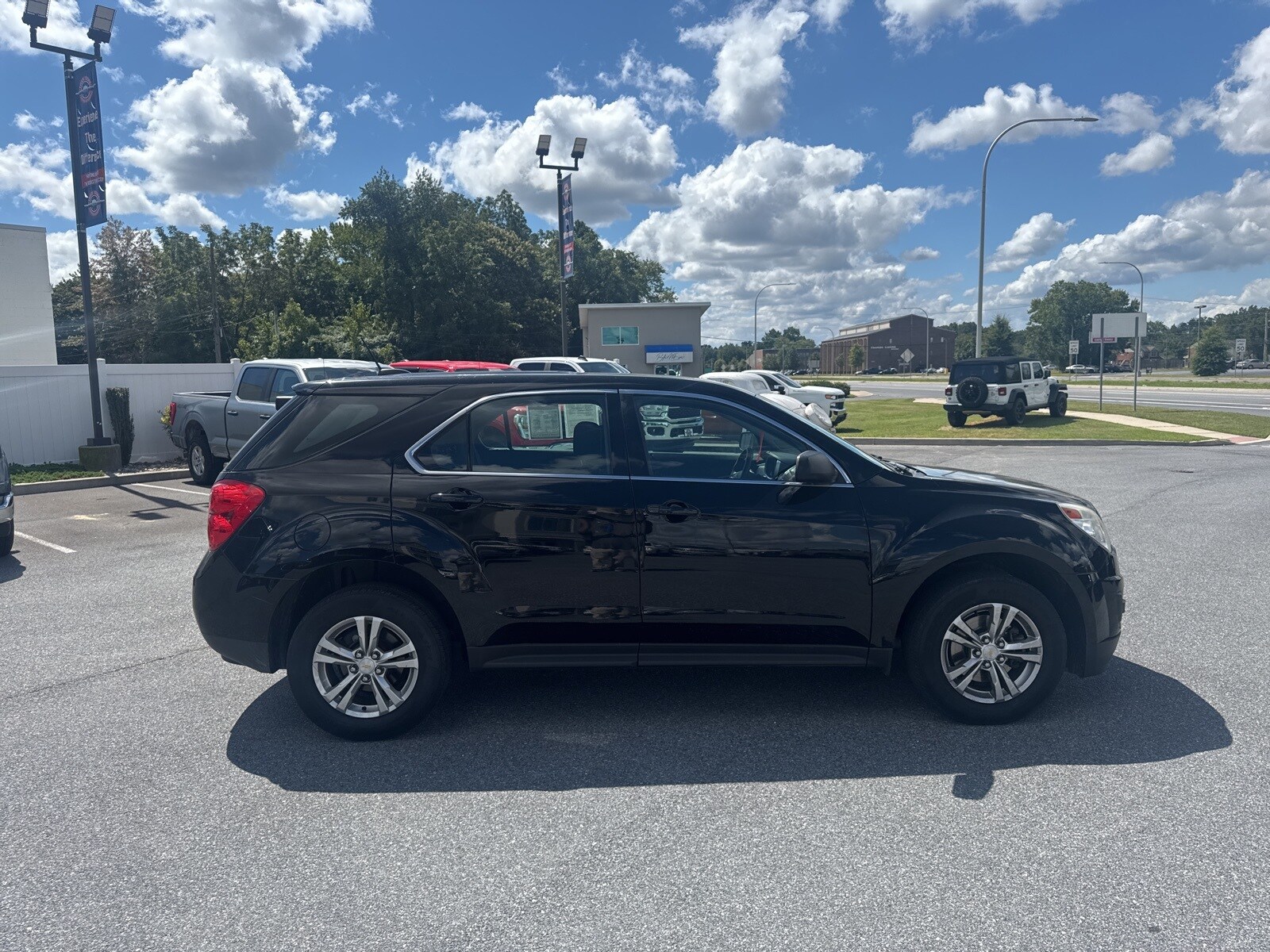 2015 Chevrolet Equinox LS photo 4