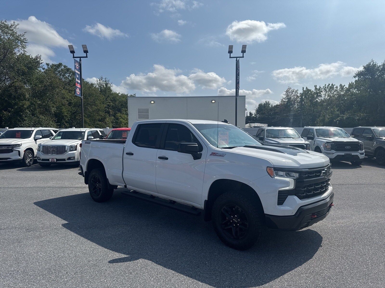 2022 Chevrolet Silverado 1500 LT Trail Boss photo 4