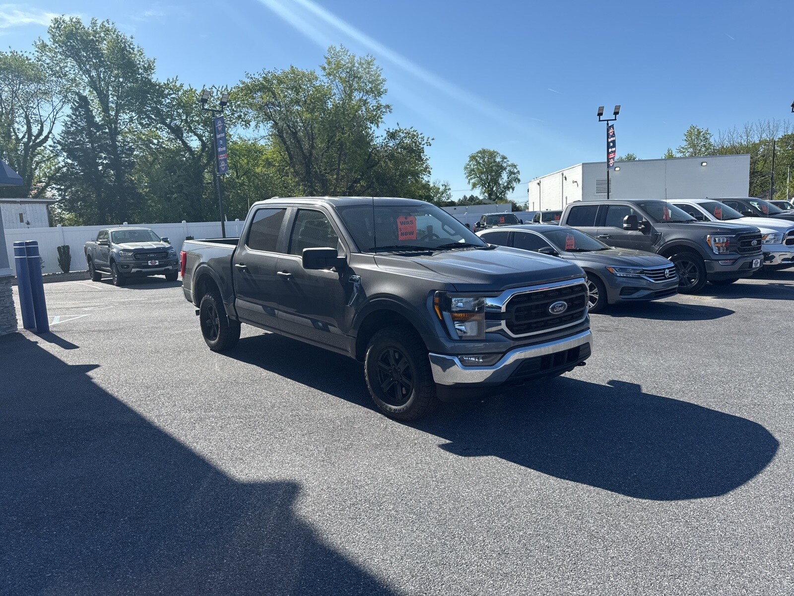 2023 Ford F-150 XL photo 3