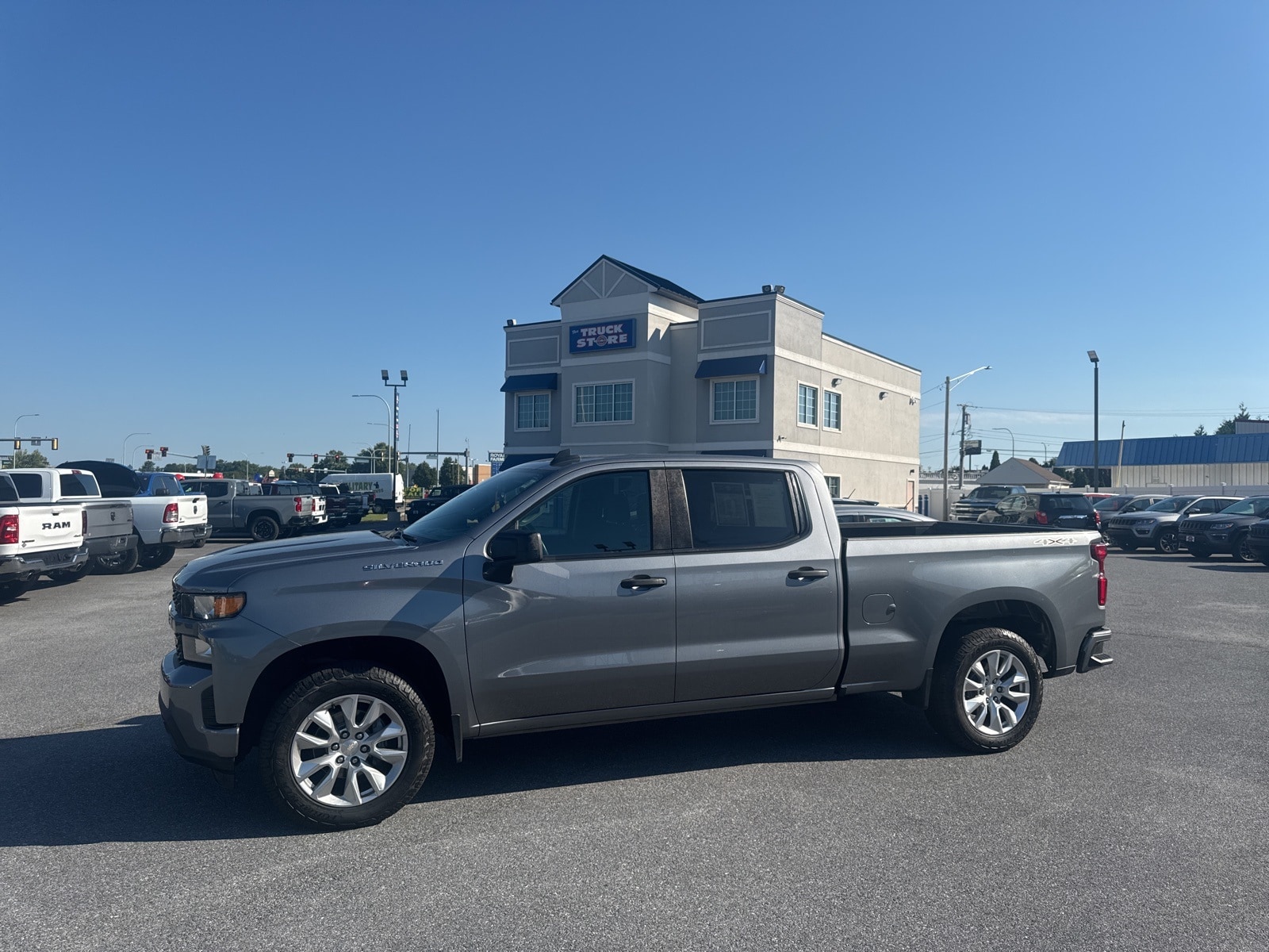 2022 Chevrolet Silverado 1500 Limited Custom