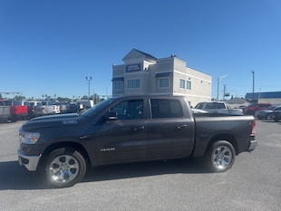 2022 Ram 1500 Big Horn/Lone Star Truck Crew Cab